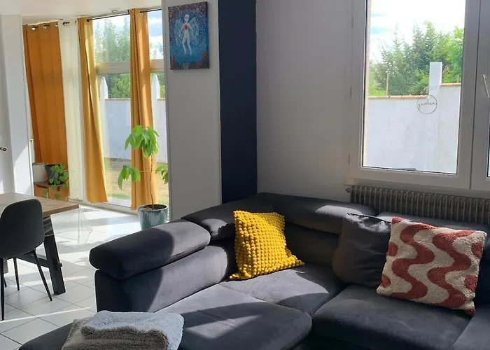 Grande Maison Aux Portes Du Circuit Villa *