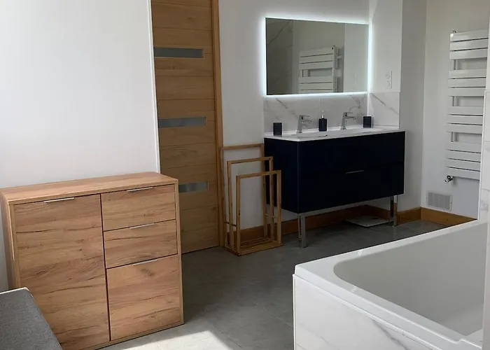 Grande Maison Aux Portes Du Circuit Villa *